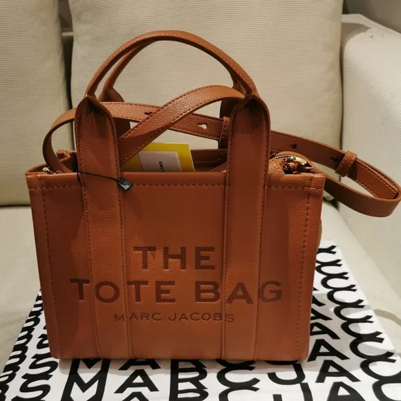 Marc Jacobs the Leather Mini Tote Bag Argan Oil - Picture 2 of 16